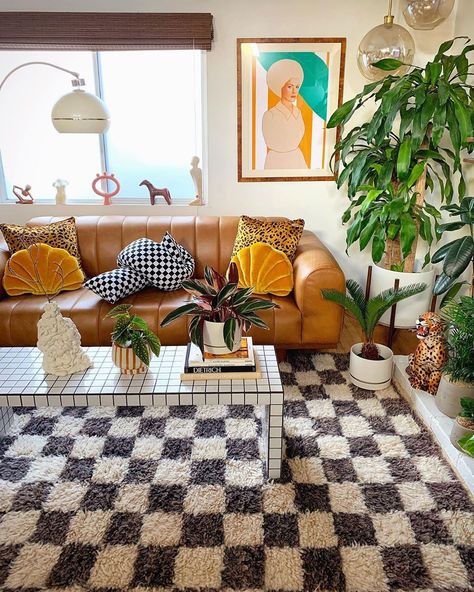 Maximalist Eclectic, Dream Interior, Soft Wool Rug, Bedroom Redo, House Aesthetic, Plant Shop, Flat Ideas, Checkered Rug, House Things