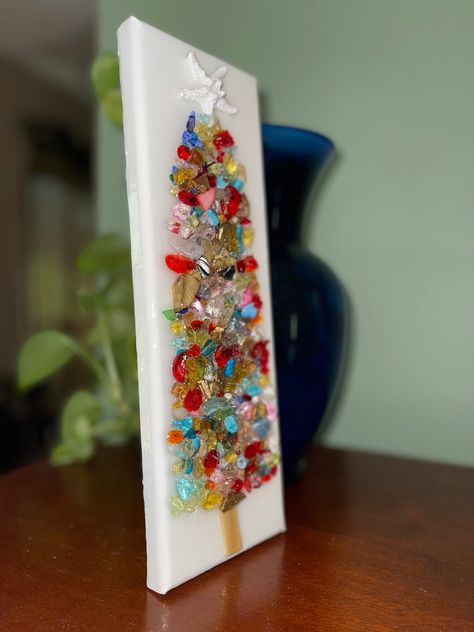 Christmas in Dixie Tree Collection (#4) 4X12 – Gourgues Creations Shard Art, Colorful Seashells, Shipping Artwork, Broken Glass Crafts, Glass Broken, Blessing Beads, Abstract Art Collection, Shattered Glass, Crushed Glass