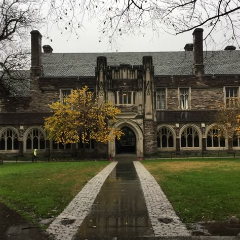 Princeton University Dark Academia School Aesthetic Exterior, Dark Academia School, Boarding School Aesthetic, Old School Aesthetic, Filmmaking Tips, Building Aesthetic, Chaotic Academia, His Dark Materials, Princeton University