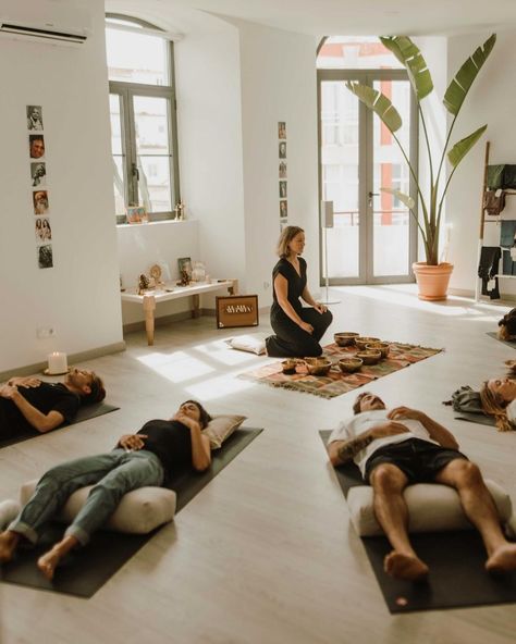 Yoga Retreat Ideas, Mindfulness Workshop, Yoga At Work, Meditation Room Design, Yoga Meditation Space, Yoga Place, Yoga Nature, Wellness Workshop, Restorative Yoga Poses