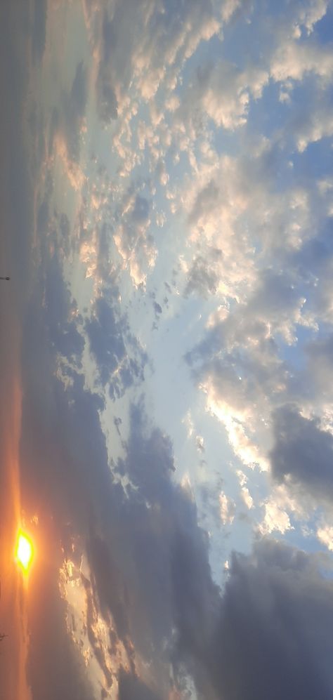 Evening Sky Video, Evening Clouds Sky, Evening Snap, Clouds Evening, Evening Clouds, Sky Gif, Sky Images, Sunset Clouds, Sky Sunset