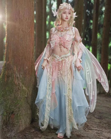 Dunhuang Hanfu, Fairy Aesthetic Outfit, Fairycore Butterfly, Blue Headpiece, Handkerchief Hem Skirt, Steampunk Fashion Female, Fairy Photoshoot, Coldplay Concert, Cottagecore Outfit