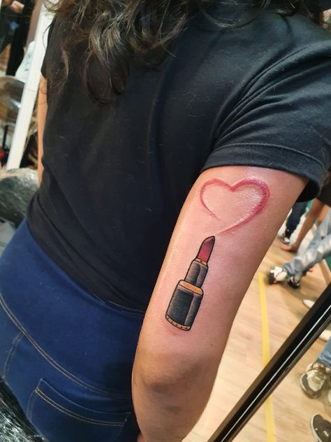 Makeup Tattoo Ideas, Lipstick Tattoo, Tattoos 2024, Lipstick Tattoos, Makeup Tattoo, Makeup Tattoos, Types Of Lettering, Ink Ideas, Beauty Tattoos