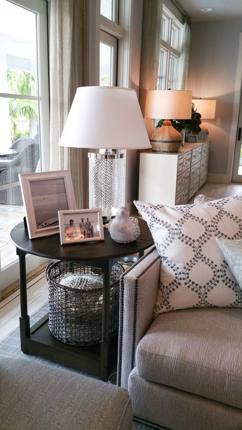 Side Table Decor, Hgtv Dream Home, Side Table Design, Living Room Side Table, Living Room End Tables, Decor Minimalist, Living Room Coffee Table, A Living Room, Small Living Room