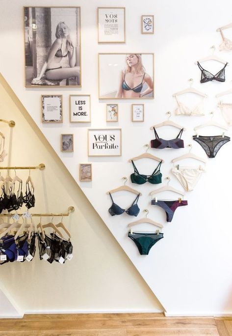 Lingerie Store Design, Lingerie Petite, Atelier Ideas, Lingerie Design, Store Design Boutique, Showroom Display, Boutique Decor, Ways To Organize, Store Interiors