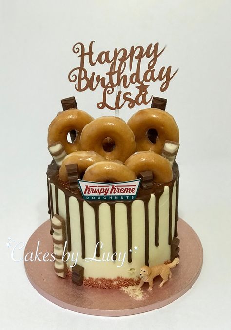 Krispy Kreme Cake Birthday, Krispy Kreme Cake, Krispy Kreme Birthday, Donut Birthday Cake, 40th Birthday Party Decorations, Krispy Kreme Doughnut, Chocolate Drip Cake, Birthday Donuts, Doughnut Cake