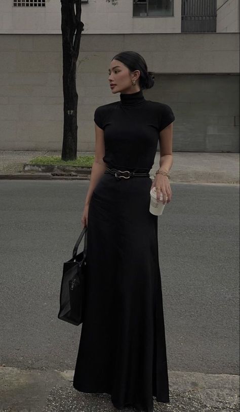 Long Skirt Outfits Office, Long Black Skirt Goth Outfit, Goth Outfits Work, All Black Semi Formal Women, Formal Outfits For Women Dress, Goth Elegant Outfit, Semi Formal Black Outfits For Women, Casual Chic Outfit Ideas, Goth Formal Outfit