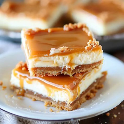 Caramel Cheesecake Bars Cheesecake Bars Recipes Easy, Caramel Cheesecake Bars, Cheesecake Bar Recipes, Homemade Cheesecake, Best Cheesecake, Caramel Cheesecake, Easy Cheesecake Recipes, Cheesecake Filling, Caramel Topping