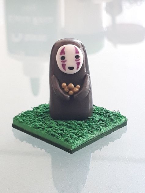 No Face Clay, Clay Studio, Clay Crafts Air Dry, Ceramic Ideas, Pottery Crafts, No Face, Clay Figures, Cute Charms, Clay Ideas