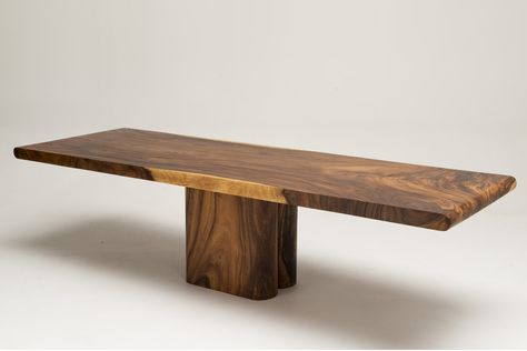 Japanese Dining Table, Wood Dining Room Table, Wood Table Design, Large Tables, Small Kitchens, Dining Room Light Fixtures, Rustic Dining Room, Mesa Exterior, Small Dining Table