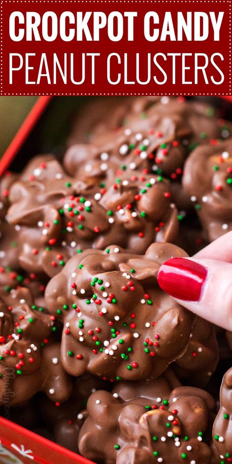 Slow Cooker Chocolate Turtles, Crockpot Candy Peanut Clusters, Christmas Crockpot Candy, Candy Turtles, Christmas Crockpot, Peanut Clusters In Crockpot, Crockpot Candy Recipes, Christmas Fiesta, Crockpot Christmas