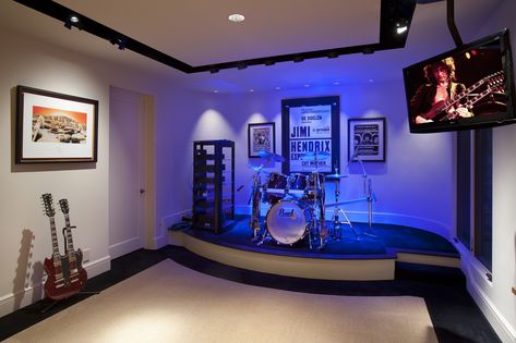 Music Room Ideas, Studio Music Room, Music Room Design, Drum Room, Home Music Rooms, Guitar Room, Recording Studio Home, Home Studio Setup, Music Studio Room