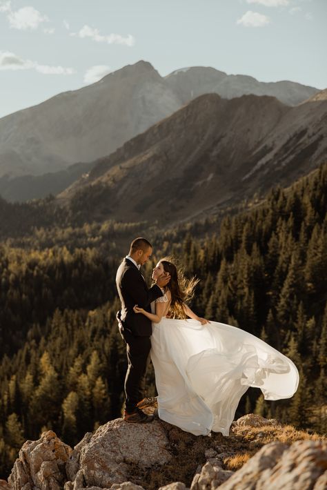 Mountain Photoshoot, Remote Location, Mountain Wedding Photos, Wolf Photography, Mountain Wedding Colorado, Wedding Session, Sunset Wedding, Mountain Elopement, Sun Set