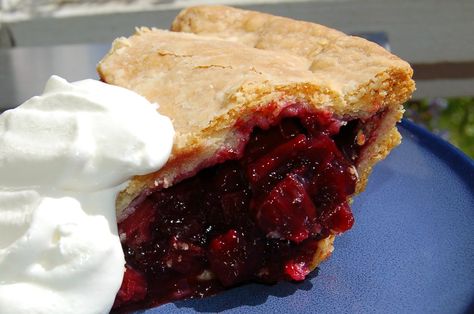 Rubarb Pie, Boysenberry Pie, Fresh Rhubarb, Blackberry Pie, Rhubarb Cake, Rhubarb Pie, Berry Pie, Urban Farm, Berries Recipes