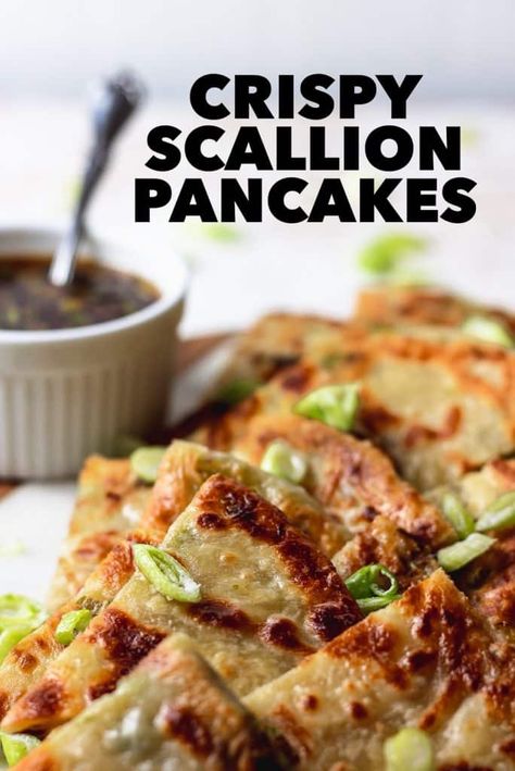 Asian Savory Snacks, Taiwanese Appetizer, Pancakes Crispy, December Meals, Soy Dipping Sauce, Scallion Pancakes Chinese, Scallion Pancake Recipe, Savoury Pancakes, Green Onions Recipes