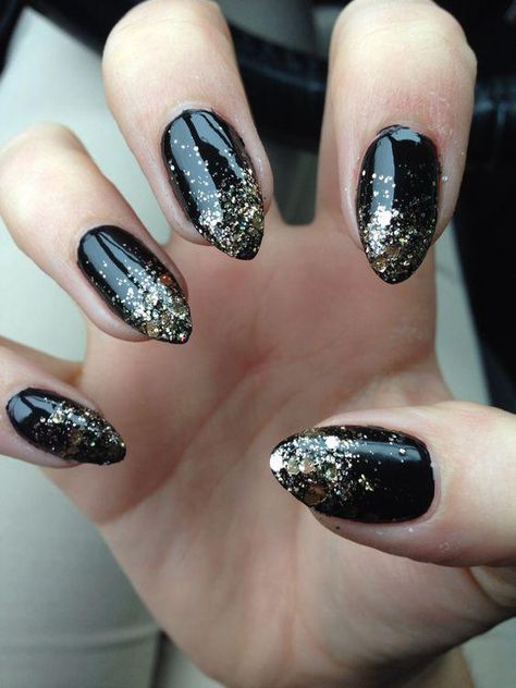 99+ Trending Black Nails Art Manicure Ideas – OSTTY