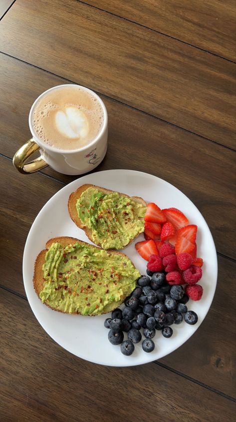 Simple Breakfast Aesthetic Mornings, Quick Breakfast Ideas Aesthetic, Aesthic Breakfast Ideas, Healthy Breakfast Aesthetic Bagel, Easy Breakfast Ideas Aesthetic, Healthy Breakfast Asthetic Picture, Breakfast Pictures Mornings, Breakfast Ideas Pictures, Healthy Food Aesthetically