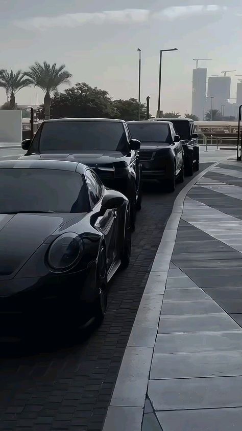 Luxury Cars Rich And Luxury Life, Lifestyle Motivation Aesthetic, Money Cars Aesthetic, Car Collection Aesthetic, Billonary Lifestyle Aesthetic, Luxury Men Lifestyle, Rich Aesthetic Video, Bilioner Lifestyle, Fancy Cars Luxury