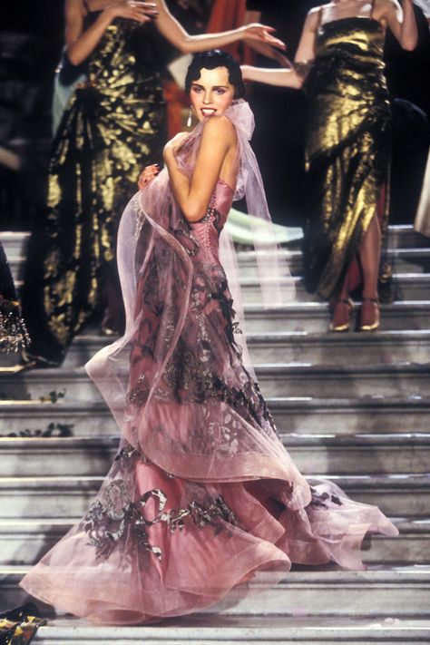 Christian Dior Haute Couture S/S 1998 Dior Spring 1998, 1998 Couture, Runway Moments, Galliano Dior, Spring Board, Chic Closet, 90s Runway Fashion, Runway Fashion Couture, Christian Dior Haute Couture