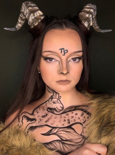 Zodiac makeup series by Makeupby__chloe_ on instagram ✨ #zodiac #capricorn #zodiacmakeup Capricorn Makeup Looks, Capricorn Makeup, Zodiac Makeup, Ren Fair, Zodiac Capricorn, Costume Makeup, Halloween Face, Face Makeup, Halloween Face Makeup