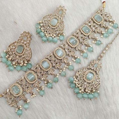 Blue Desi Jewelry, Long Jewellery Designs, Pakistani Jewelry Sets, Pastel Mehendi, Shaadi Jewelry, Heavy Jewellery, Desi Jewelry, Punjabi Jewelry, Wedding Jewellery Designs