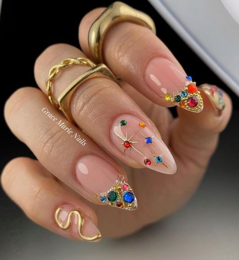 Grace Marie Nails on Instagram: "Uñas con mucha personalidad 💠💎  Amé hacerlas ✨  •Gel Tip" Marie Nails, Kutek Disney, Unghie Sfumate, Nail Jewels, Luxury Nails, Funky Nails, Dope Nails, Long Acrylic Nails, Rhinestone Nails