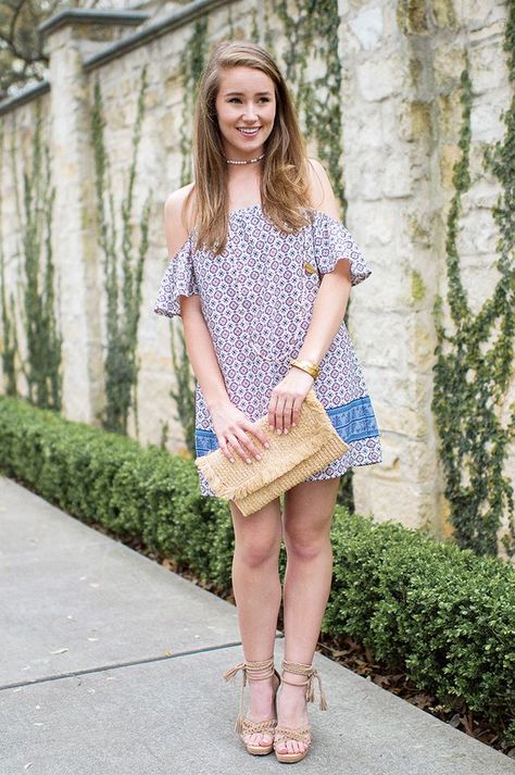 Lonestar Southern, Senior Pictures Downtown, Casual Chic Spring, Preppy Spring, Preppy Fashion, Prep Style, Dallas Fashion, Classic Southern, Young Professional