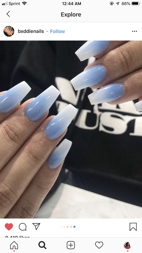 Blue And White Ombre Nails, Baby Blue Acrylic Nails, Dance Nails, Blue Ombre Nails, Blue And White Nails, Unghie Sfumate, Baby Blue Nails, Blue Acrylic Nails, Ombre Acrylic Nails