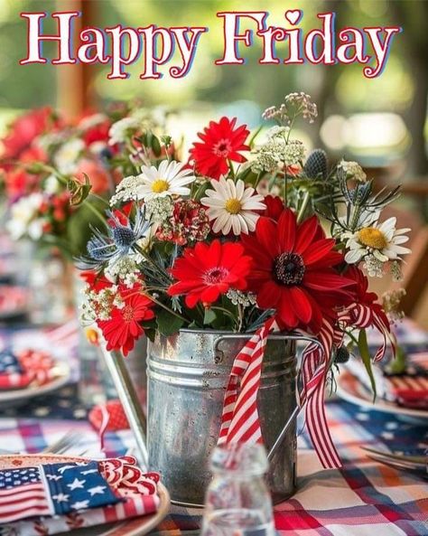 Red White And Blue Tablescapes, 4th Of July Backyard Party Ideas, 4th Of July Bbq Decorations, Memorial Day Tablescapes, Fourth Of July Party Ideas Decorations, 4th Of July Patio Decor, 4 Of July Decorations, Fourth Of July Table Decor, 4th Of July Tablescapes