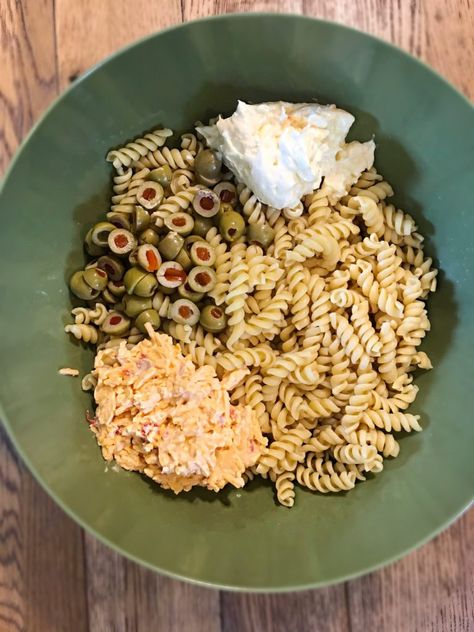 Pimento Cheese Pasta Salad, Murica Party, Olive Pasta Salad, Olive Pasta, Pregnancy Cravings, Pimento Cheese, Cheese Pasta, Tasty Bites, Salad Bar