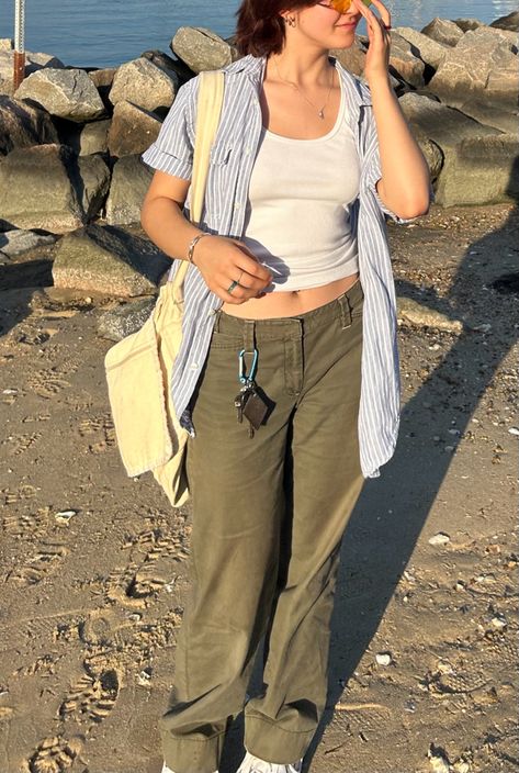 Olive And Blue Outfit, How To Look Lesbian In Summer, Aesthetic Lesbian Outfit, Carabiner Lesbian Outfit, Carabiner On Pants, Artsy Lesbian Outfit, Stem Outfit Ideas, Wlw Summer Outfits, Masc Beach Outfits For Women