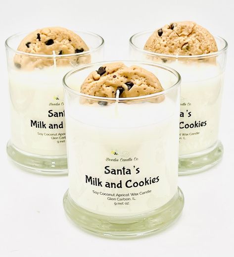 Cookie Candles, Christmas Candles Aesthetic, Homemade Christmas Candles, Christmas Candle Ideas, Christmas Eve Night, Donut Candles, Christmas Soaps, Expensive Candles, Handmade Candles Diy