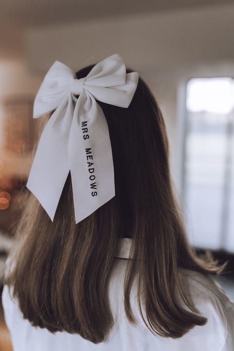 Classic White Velvet Bow Custom Word Personalised Embroidery - Etsy Australia Personalised Embroidery, Velvet Hair Bow, Wedding Day Hair, Perfect Honeymoon, White Hair Bows, Velvet Hair, Personalized Embroidery, White Velvet, Ny Wedding