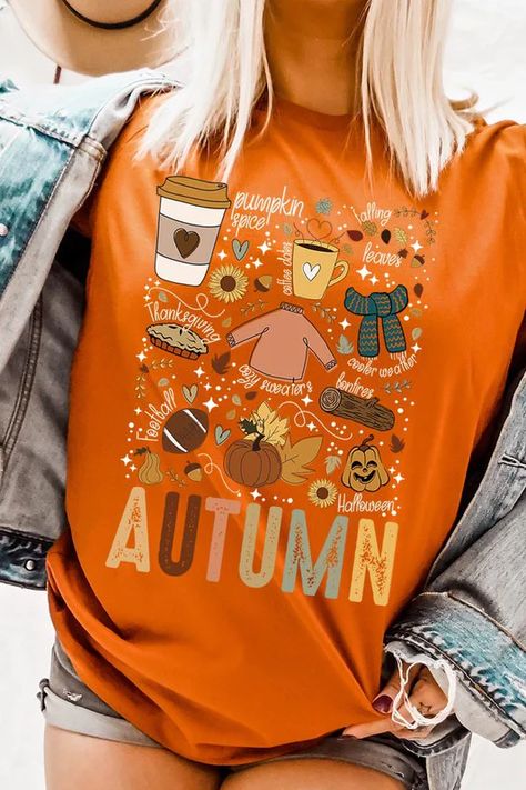 Women's Autumn Thanksgiving Fall Vibes Graphic Unisex Short Sleeve T-shirt Christmas Pjs Family, Winter Family, Autumn Thanksgiving, Girls Boutique, Quirky Design, Thanksgiving Outfit, Casual Fit, Chic Boutique, Unisex Shorts