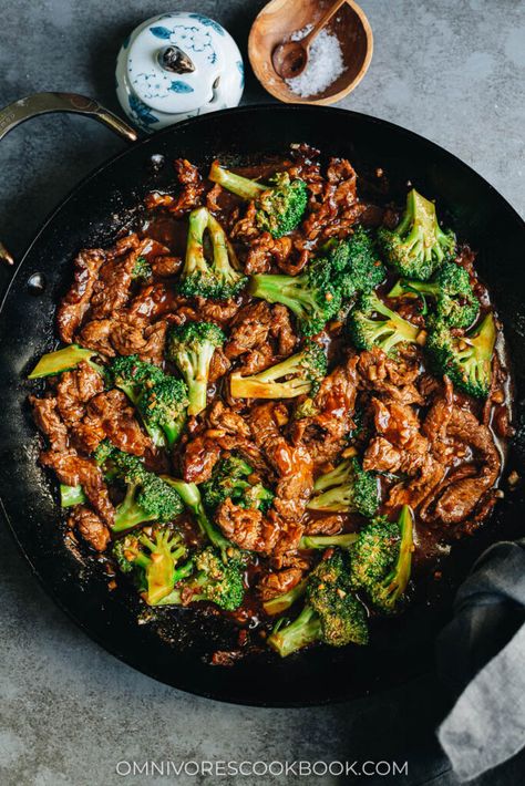 This beef and broccoli is a popular Chinese take-out meal and it's also easy enough to make at home. It's also healthier than most take-out meal options. With juicy tender beef and crisp broccoli brought together in a rich brown sauce, this quick dinner is as colorful as it is delicious. Serve it over hot rice for an authentic Chinese take-out dinner. {Gluten-Free Adaptable} Chinese Beef And Rice Recipes, Ginger Broccoli Beef, Skirt Steak Beef And Broccoli, Meal Ideas Steak, Beef And Broccoli And Mushrooms, Dutch Oven Beef And Broccoli, Beef And Broccoli Skillet, Easy Dinner With Steak, Broccoli Beef Recipes