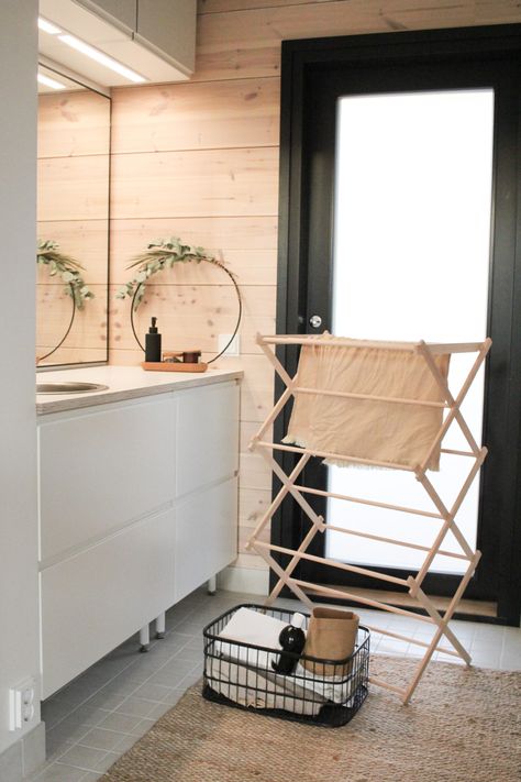 Ikea Plants, Clothes Drying, Clothes Drying Racks, Laundry Room Decor, Dream Decor, Interior Inspo, Zara Home, Scandinavian Style, Laundry Room