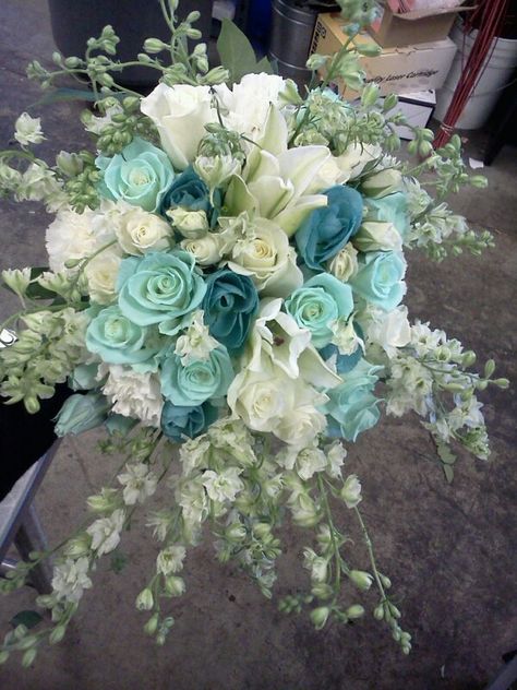 Tiffany Blue Flower Arrangements, Turquoise Bouquet Wedding, Aqua Flower Bouquet, Turquoise Floral Arrangements, Teal Flowers Wedding, Teal And White Bouquet, Turquoise Bridal Bouquet, Beach Wedding Floral Centerpieces, Turquoise Prom Bouquet