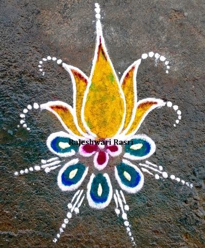 Christmas Rangoli, Rangoli New Year, Rangoli Flower, Ganesh Rangoli, Pongal Rangoli, Indian Rangoli Designs, Rangoli Diwali, New Year Rangoli, Rangoli Simple