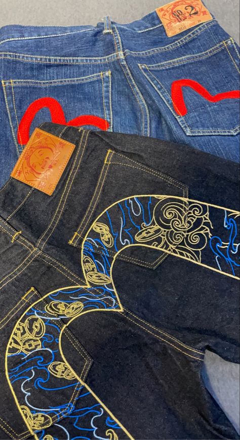 Jeans With Graphics, Graphic Denim Jeans, Evisu Poster, Evisu Jeans Outfit, Jeans Streetwear Men, Graphic Jeans, Baggy Jeans For Women, Evisu Jeans, Ocean Fashion