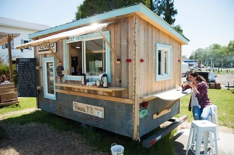 Crafted from barn wood and antique metal, with pretty sky-blue paint trim, Nomad Coffee fits right into the tiny-house trend given its 1971 Go-Tag-A-Long travel-trailer shell. Kombi Food Truck, Coffee Food Truck, Mobile Coffee Shop, Coffee Trailer, Coffee Urn, Coffee Shop Business, Food Truck Business, Coffee Truck, Coffee Business