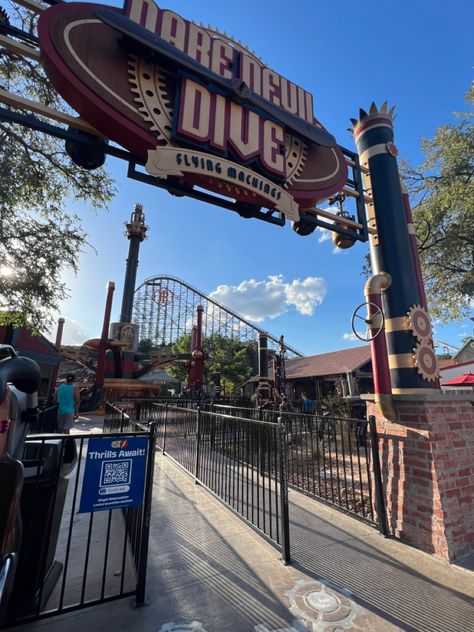 Texas Aesthetic, Six Flags Fiesta Texas, Tri Sigma, Arlington Texas, Six Flags, Amusement Parks, Aesthetic Travel, Retro Aesthetic, Dallas Texas