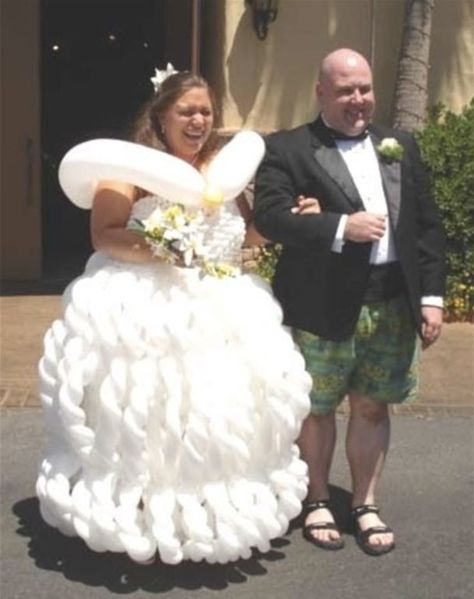 Wedding Dress Fails, Weird Wedding Dress, Bad Wedding, Las Vegas Wedding Dresses, Ugly Wedding Dress, Tacky Wedding, Vegas Wedding Dress, Worst Wedding Dress, Wedding Fail