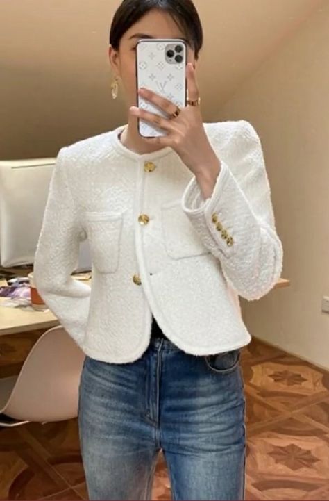 Cream Chanel Jacket Outfit, White Chanel Jacket, Chanel Jacket Pattern, Chanel Jacket Outfit, Fit Checks, Tweed Outfit, Chanel Jacket, Jacket Outfit, Jacket Pattern