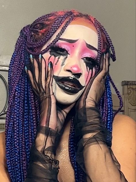 Sad clown makeup 
Sad crying clown makeup 
Crying clown makeup 
Clown core makeup 
Halloween makeup 
Clown Halloween makeup inspo Crying Clown Makeup, Black Halloween Makeup, Girl Halloween Makeup, Unconventional Makeup, Cute Clown Makeup, Mime Makeup, Holloween Makeup, Drag Make-up, Drag Makeup