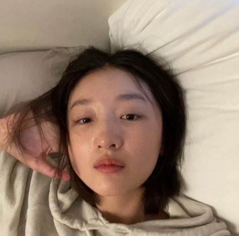 Zhou Dongyu, Ig Feed Ideas, Actresses, Actors, Collage, Celebrities, Pins