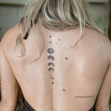 Fine line moon phases tattoo on the back. Moon Cycle Tattoo, Back Tattoo Women Spine, About Moon, Moon Phases Tattoo, Army Tattoos, Moon Tattoos, Omerta Tattoo, Moon Tattoo Designs, Spine Tattoos For Women