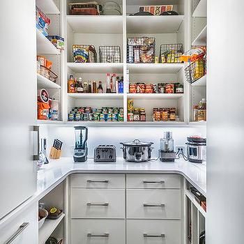 U Shaped Pantry Design Ideas Desain Pantry Dapur, White Kitchen Pantry, Classical Kitchen, Pantry Layout, House Pantry, Cabinets And Shelves, Pantry Room, Desain Pantry, Pantry Remodel