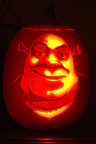 Shrek Pumpkin, Funny Jack O Lanterns, Halloween Pumpkins Carvings Designs, Shrek Birthday, Funny Pumpkin Carvings, Shrek Party, Pumpkin Idea, Cute Pumpkin Carving, Halloween Pumpkin Carving Stencils