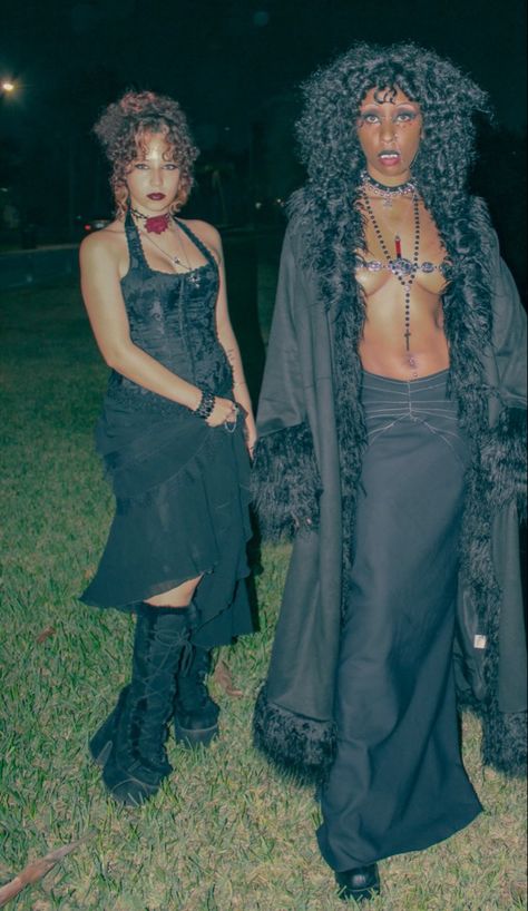 Goth Outfits Men, Afro Goth, Afro Punk Fashion, Photos Of People, Goth Look, The Addams Family, Black Goth, Halloween This Year, Afro Punk