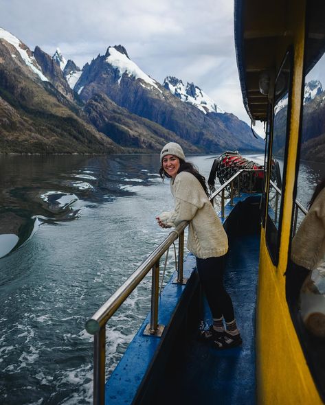 4 days living on this boat. No service. Endless fjords and glaciers in the depths of Chilean Patagonia. One hell of an adventure⚓️🇨🇱 There are no amount of photos that would share just how mind blowing this area is but here are a few to give you a taste☺️ This adventure was such a privilege as not many people get the opportunity to go here. Photos in collab with @coastalkells. Trip planned by @venturexperiences. #chile #chilegram #patagonia #chileanfjords #instachile Chile Aesthetic, Aesthetic New Zealand, Chilean Patagonia, Patagonia Travel, New Zealand Trip, Taking Flight, New Zealand Travel, April 29, Dream Board